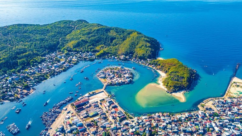 thành phố giáp biển